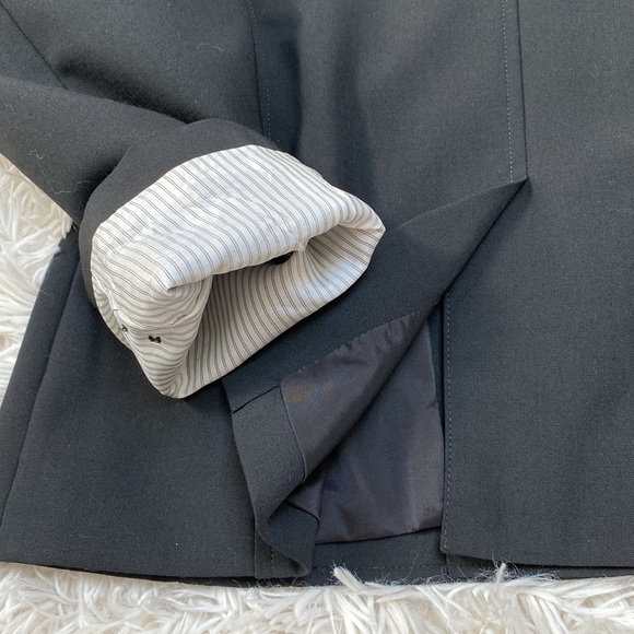 🎉HP🎉 Express Two Button Blazer 💗 Black - Picture 14 of 16